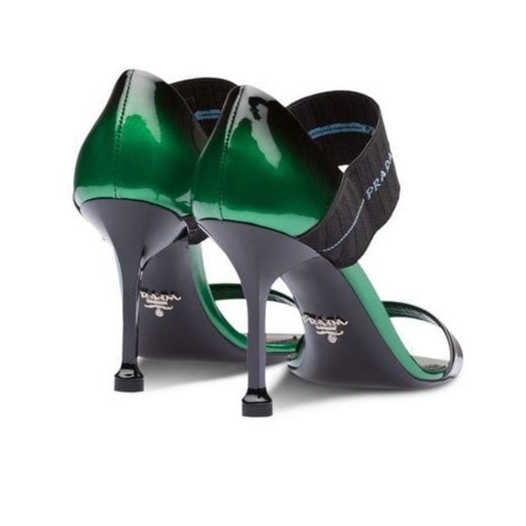 Prada heels - Picture 2 of 8